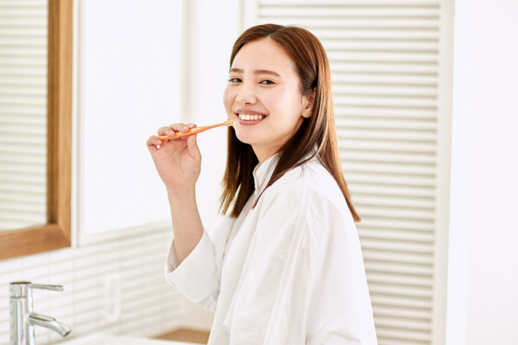 สรุปวิธีดูแลสุขภาพช่องปากแบบละเอียด ประกันสังคมไม่ต้องสำรองจ่าย 900 บาท ไม่ต้องสำรองจ่ายที่ The Fun Room Clinic ลาดกระบัง 